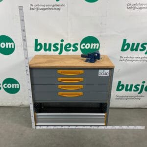 StoreVan Nieuw bedrijfswagen inrichting werkbank (nr 2040)