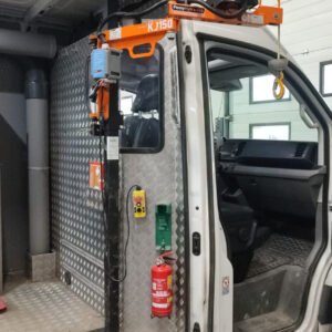 Gebruikte Penny kraan KJ150 (12V) – inclusief maatwerk pilaar Crafter